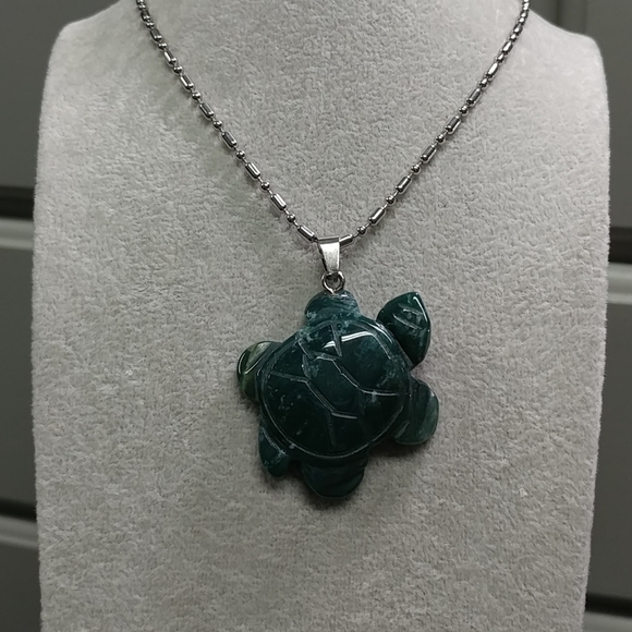 Turtle Indian Agate Necklace Natural Gemstone Crystal Tortoise Pendant 🐢 - Picture 4 of 17